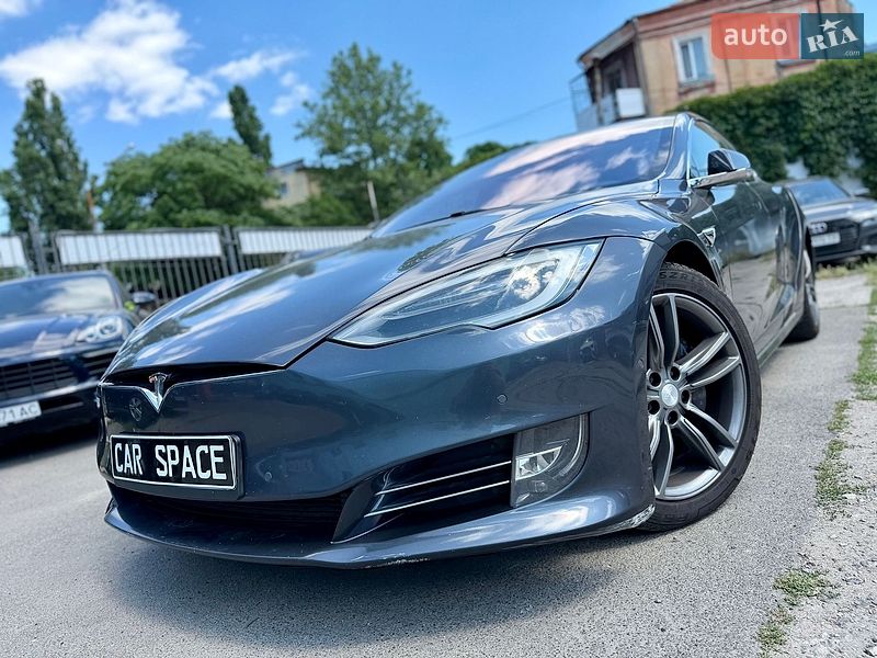 Ліфтбек Tesla Model S 2017 в Одесі фото 3 Ліфтбек Tesla Model S 2017 в Одесі