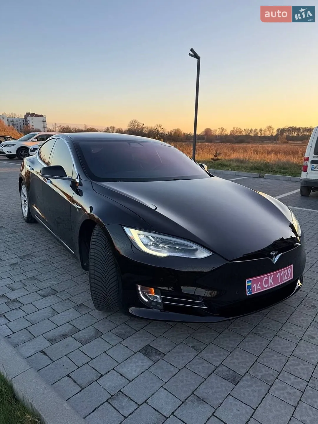 2017 Tesla Model S - мініатюра 15