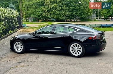 Лифтбек Tesla Model S 2016 в Виннице фото 4 Лифтбек Tesla Model S 2016 в Виннице
