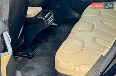 Ліфтбек Tesla Model S 2016 в Вінниці