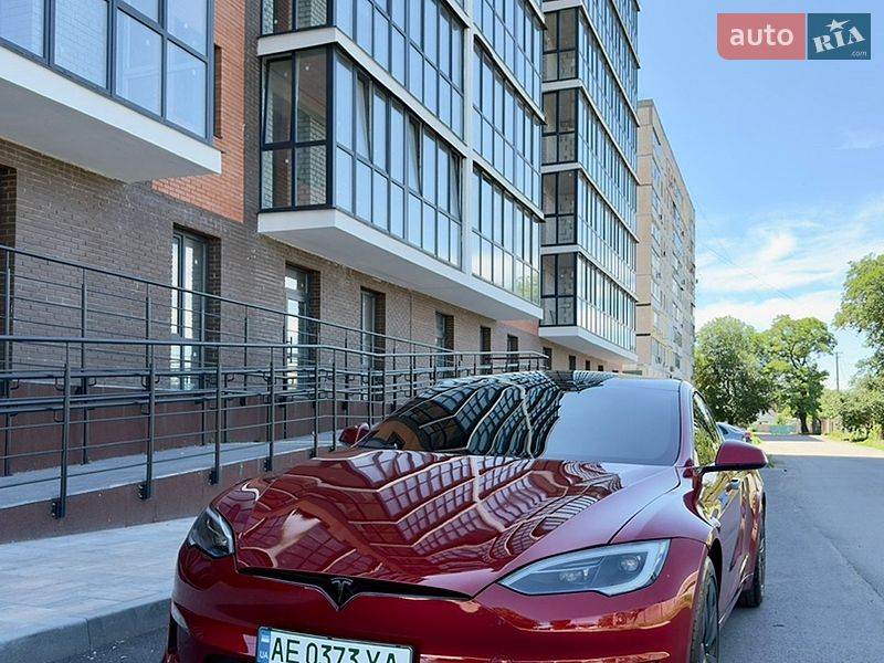 Лифтбек Tesla Model S 2023 в Самаре