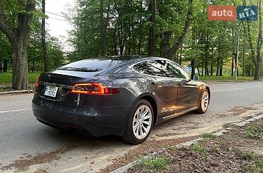 Лифтбек Tesla Model S 2018 в Черновцах фото 4 Лифтбек Tesla Model S 2018 в Черновцах