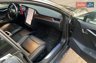 Лифтбек Tesla Model S 2018 в Черновцах фото 10 Лифтбек Tesla Model S 2018 в Черновцах