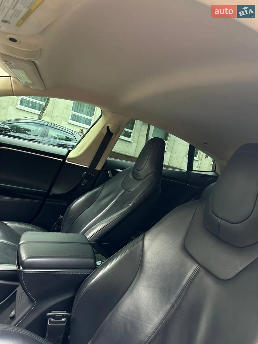 2014 Tesla Model S - мініатюра 32
