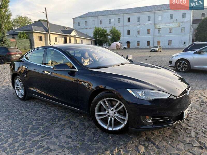 Tesla Model S 2014 Tesla Model S 2014
