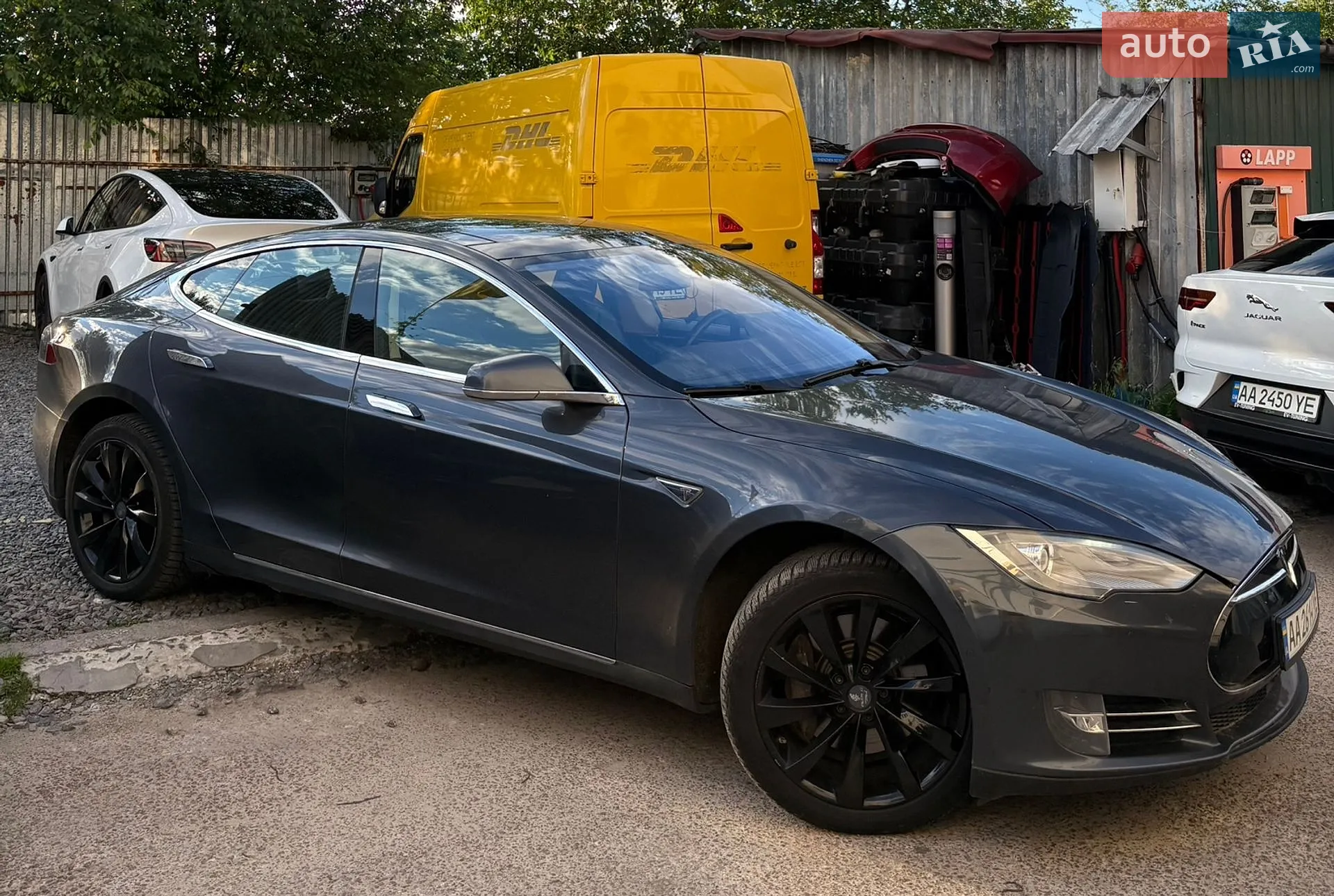 2014 Tesla Model S - мініатюра 4