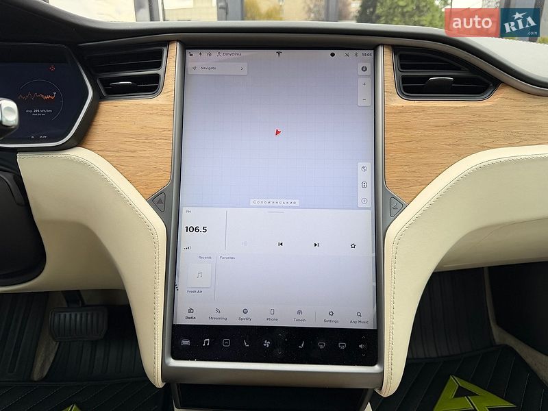 Ліфтбек Tesla Model S 2018 в Києві
