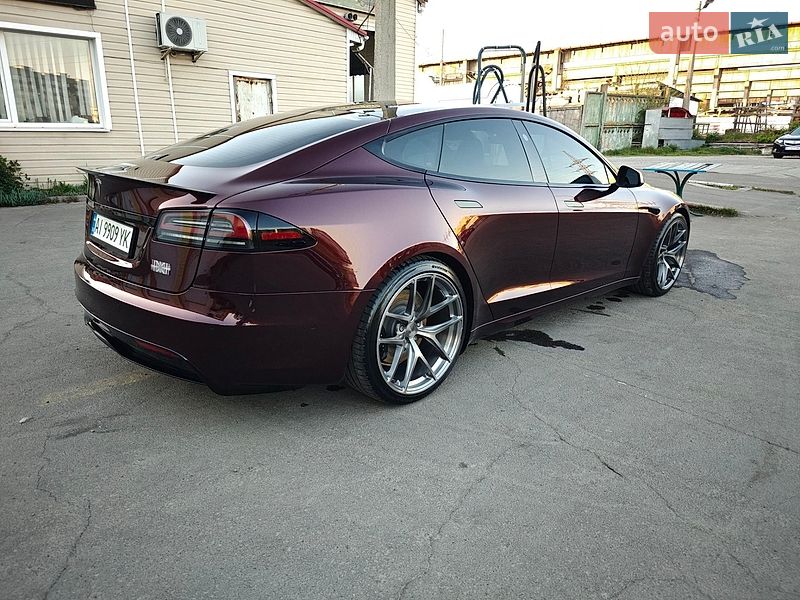 Лифтбек Tesla Model S 2021 в Киеве фото 6 Лифтбек Tesla Model S 2021 в Киеве