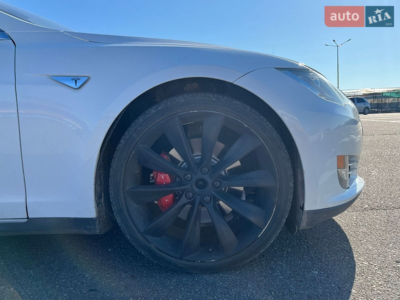 Ліфтбек Tesla Model S 2013 в Суховолі фото 17 Ліфтбек Tesla Model S 2013 в Суховолі