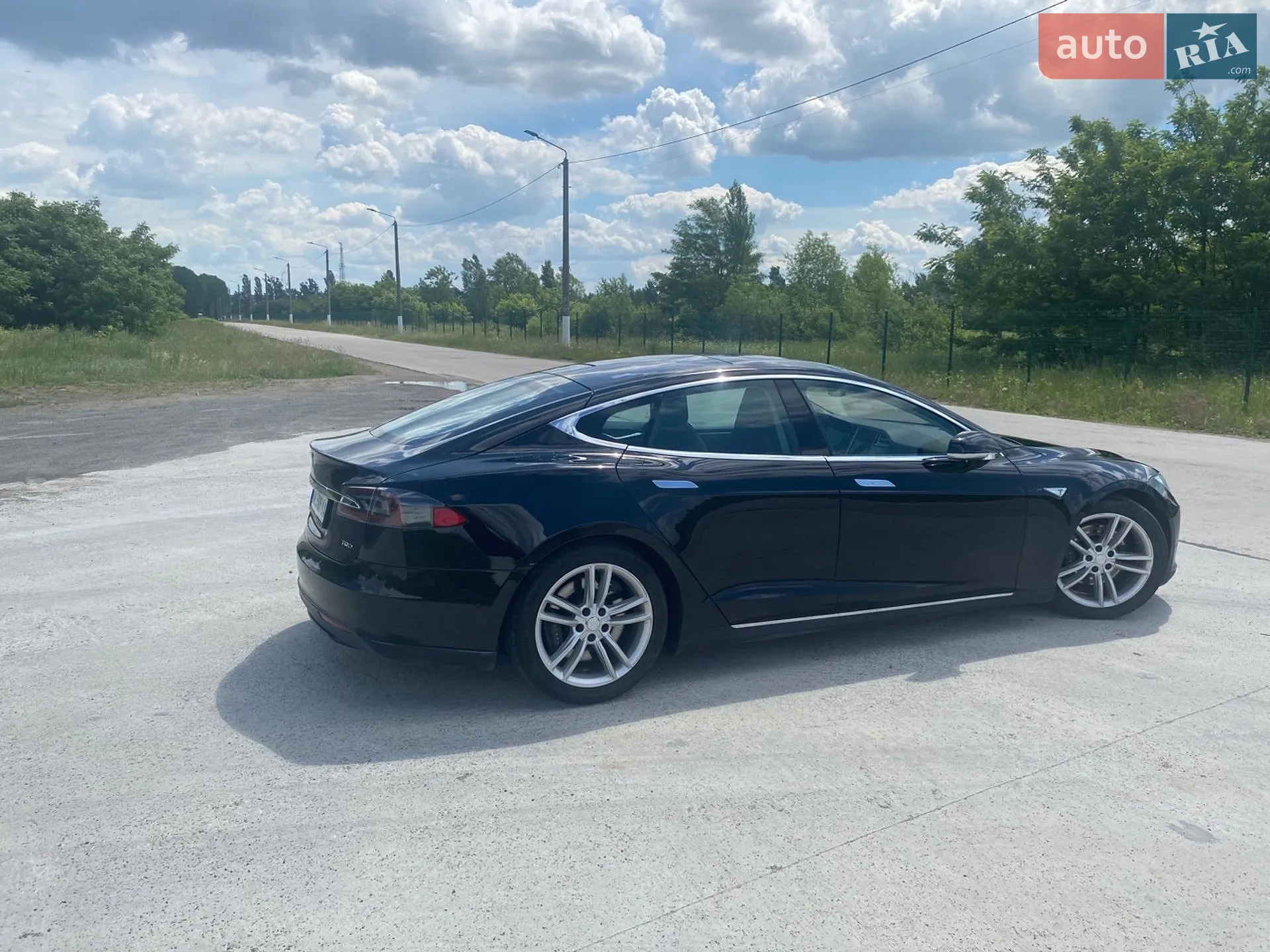 2015 Tesla Model S - мініатюра 4