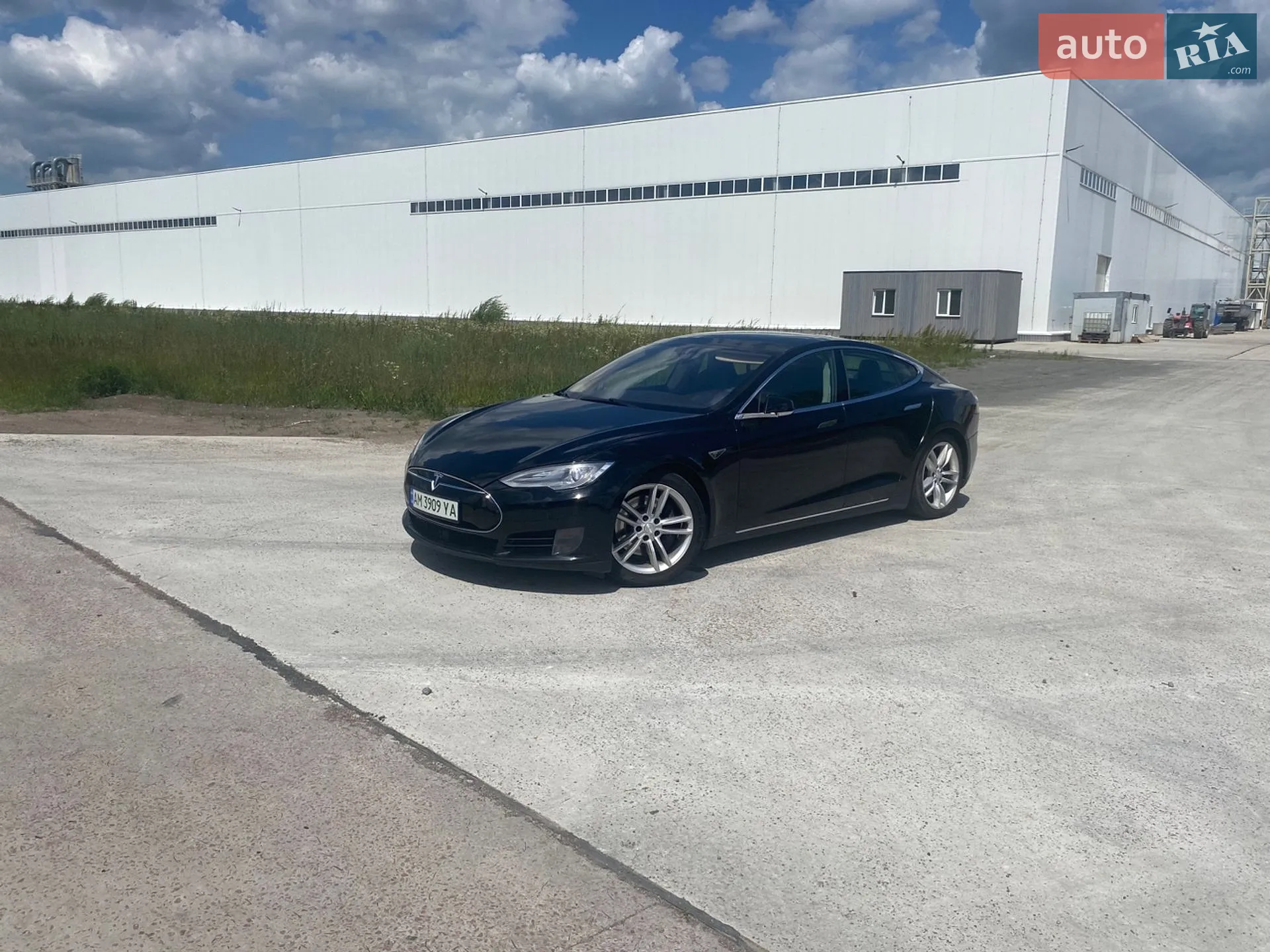 2015 Tesla Model S - мініатюра 7