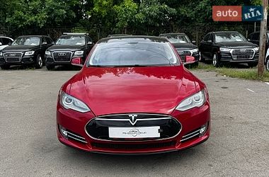 Лифтбек Tesla Model S 2014 в Луцке
