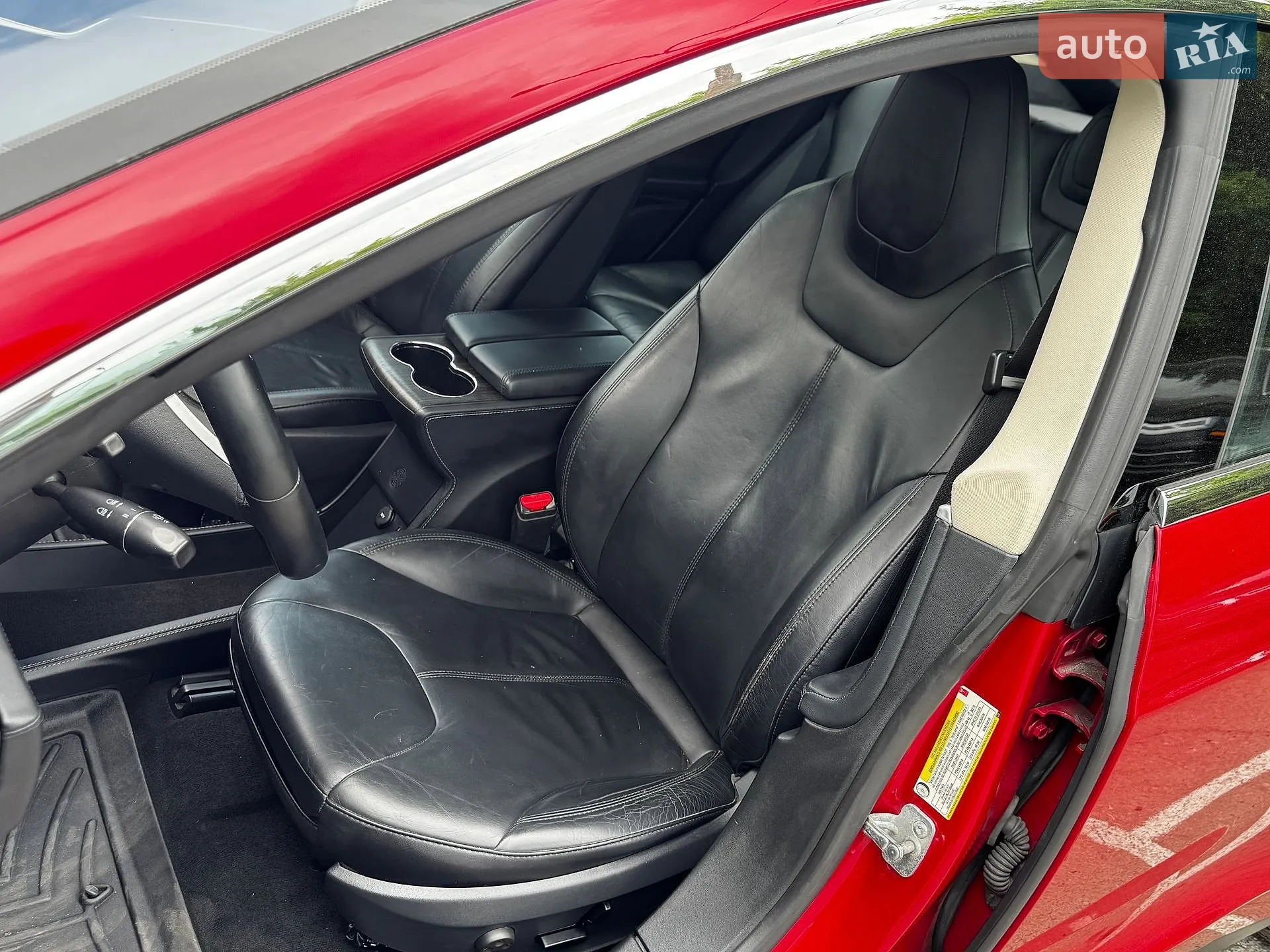 2014 Tesla Model S - мініатюра 15