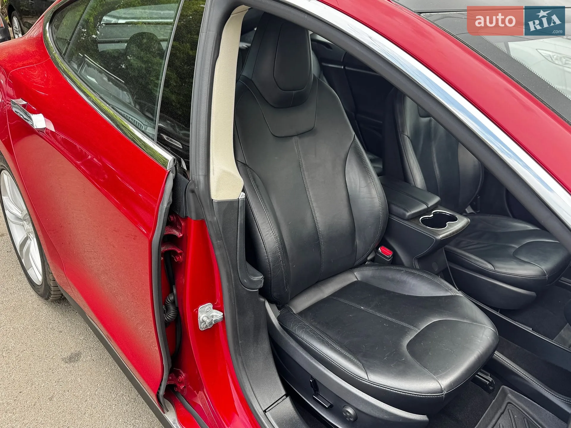 2014 Tesla Model S - мініатюра 16
