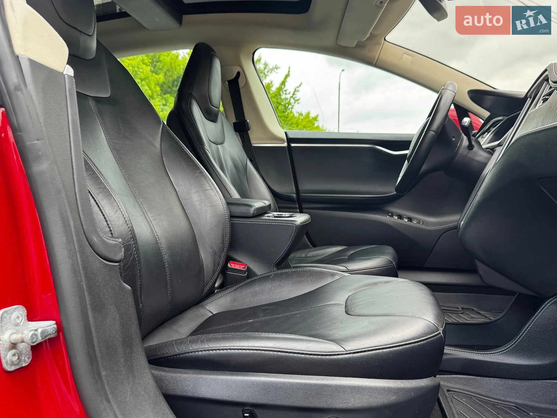 2014 Tesla Model S - мініатюра 18