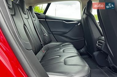 Лифтбек Tesla Model S 2014 в Луцке