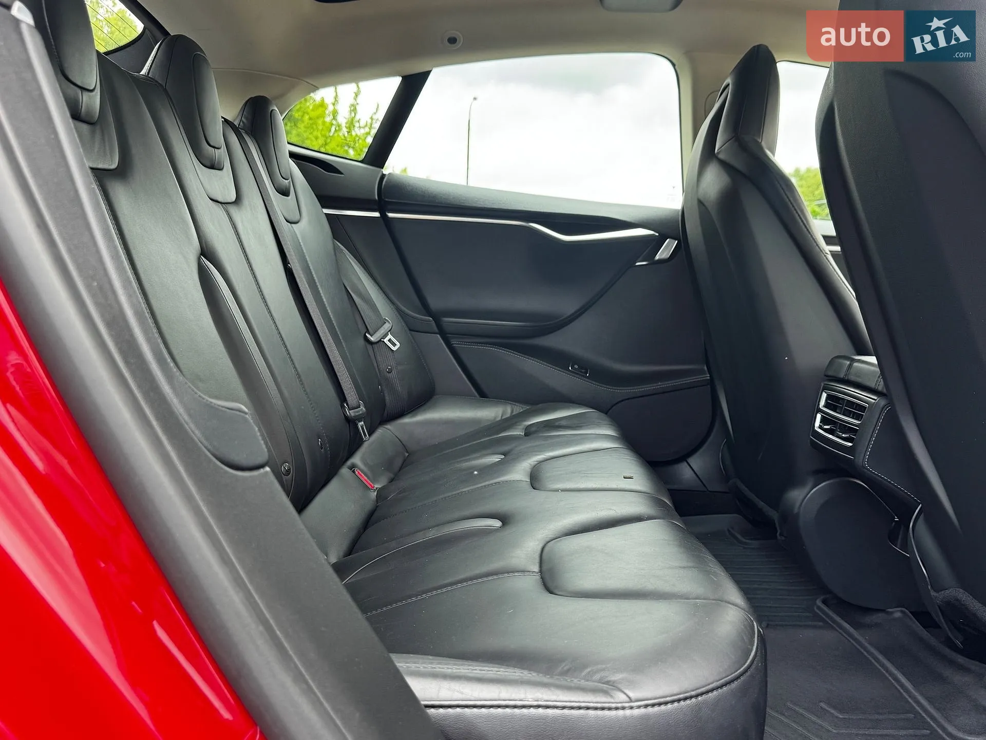 2014 Tesla Model S - мініатюра 19