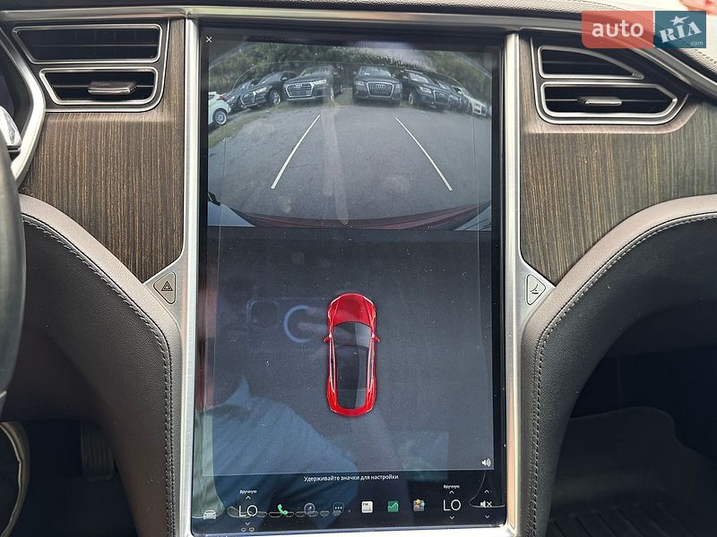 Лифтбек Tesla Model S 2014 в Луцке