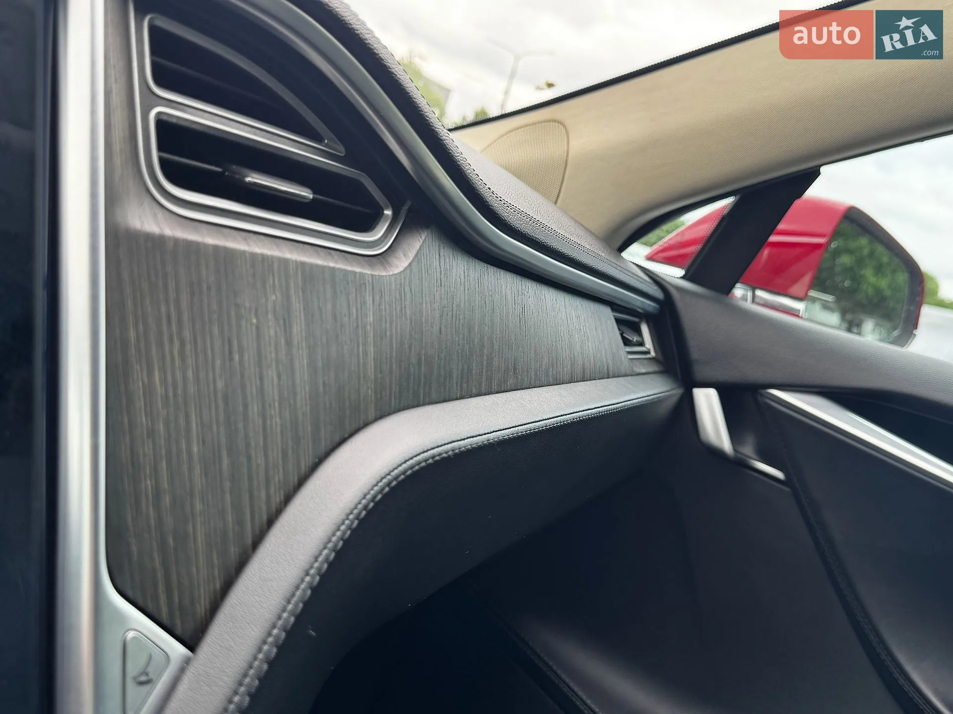 2014 Tesla Model S - мініатюра 28