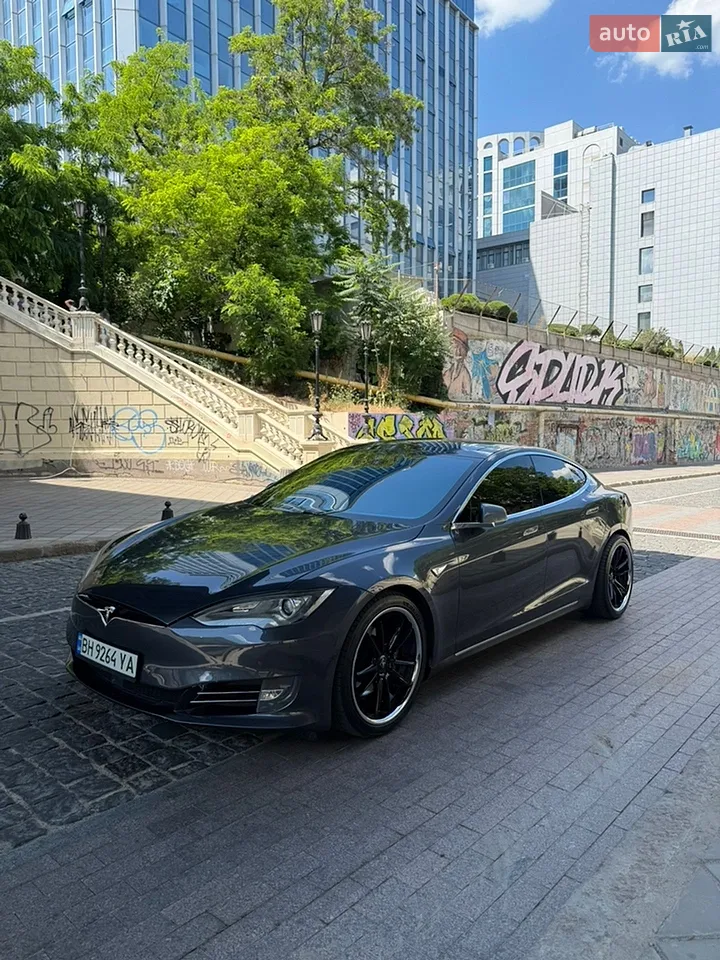 2015 Tesla Model S - мініатюра 16
