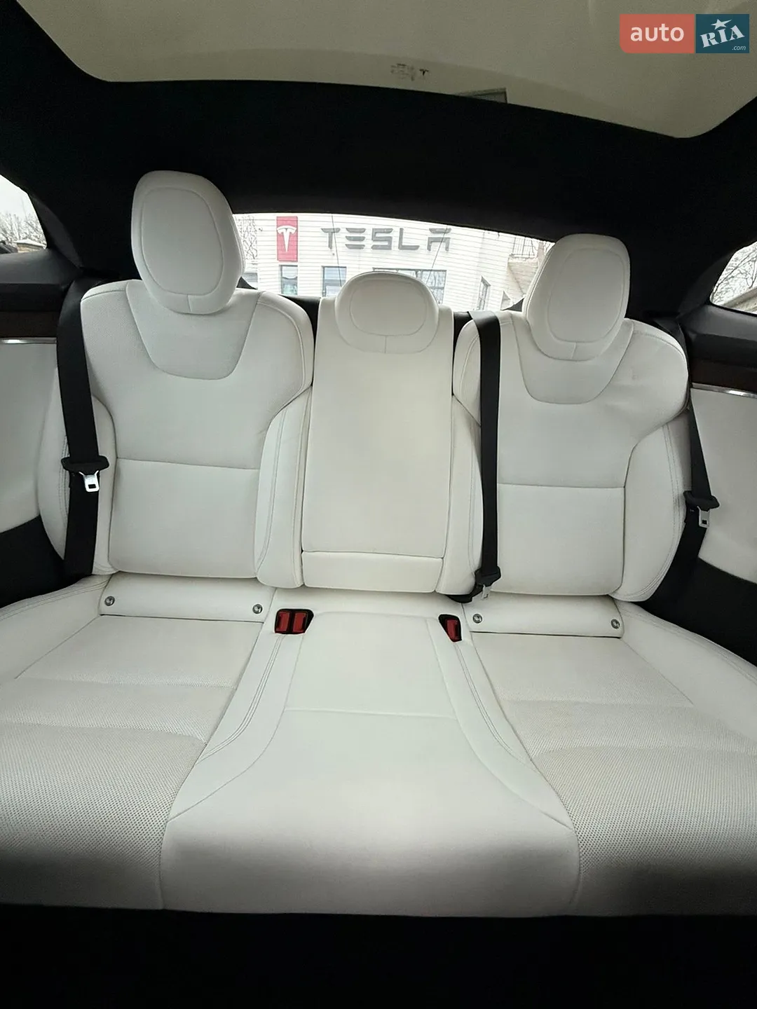 2021 Tesla Model S - мініатюра 19