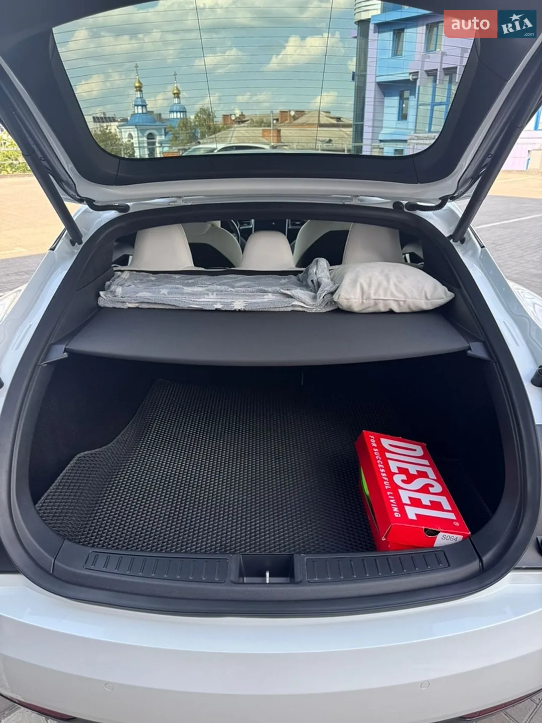 2020 Tesla Model S - мініатюра 15