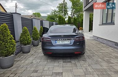 Лифтбек Tesla Model S 2018 в Виннице