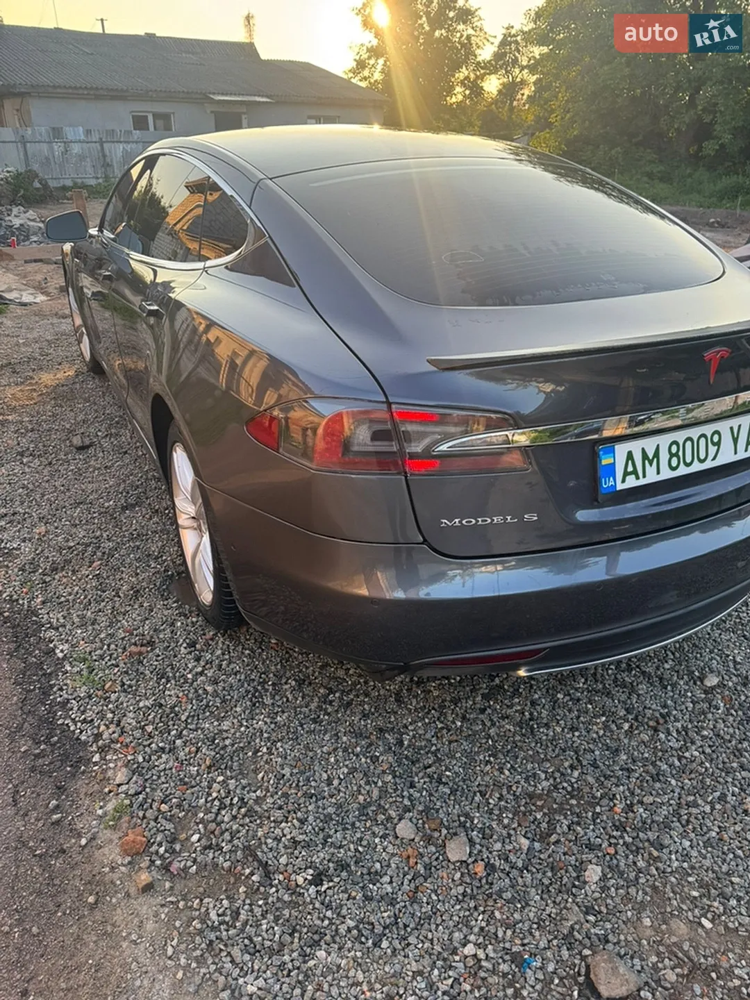 2015 Tesla Model S - мініатюра 2