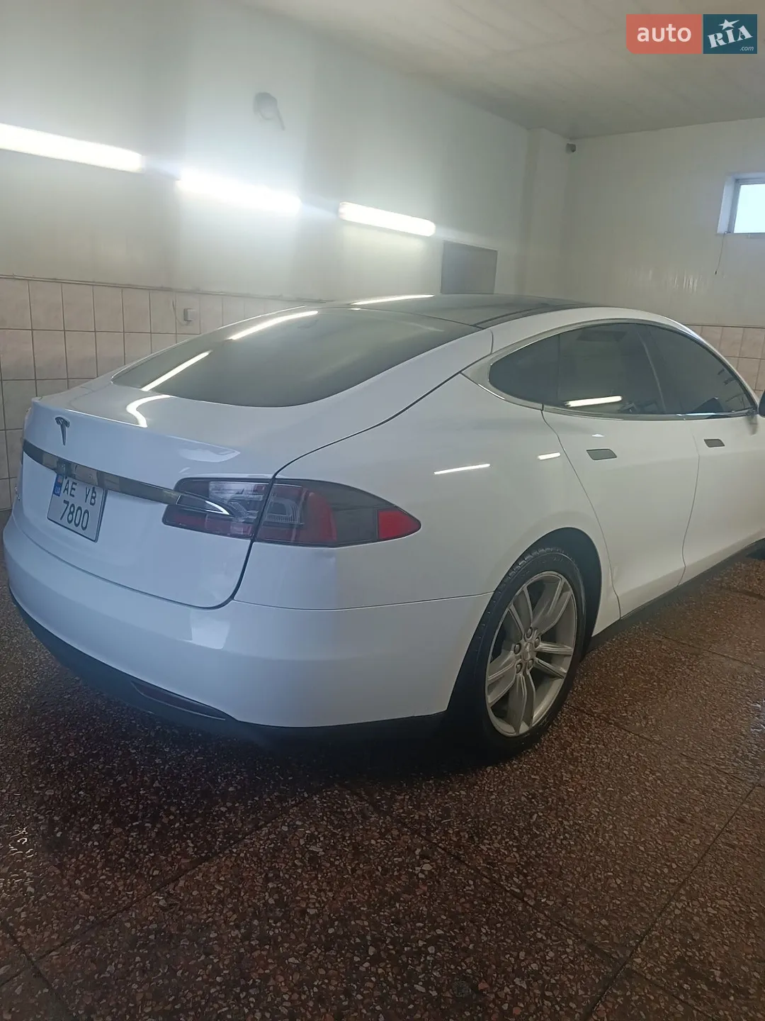 2014 Tesla Model S - мініатюра 3