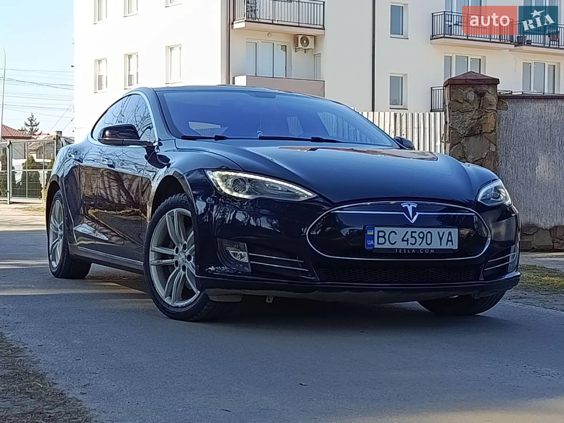 2014 Tesla Model S - мініатюра 4