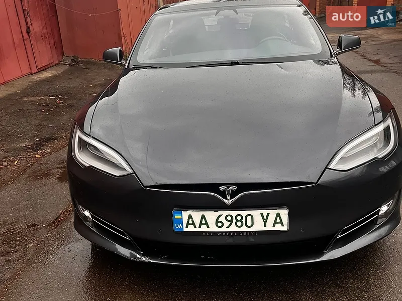 Tesla Model S