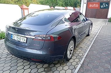 Ліфтбек Tesla Model S 2016 в Костопілі