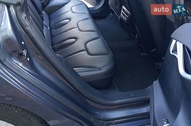 Ліфтбек Tesla Model S 2016 в Костопілі