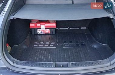 Ліфтбек Tesla Model S 2016 в Костопілі