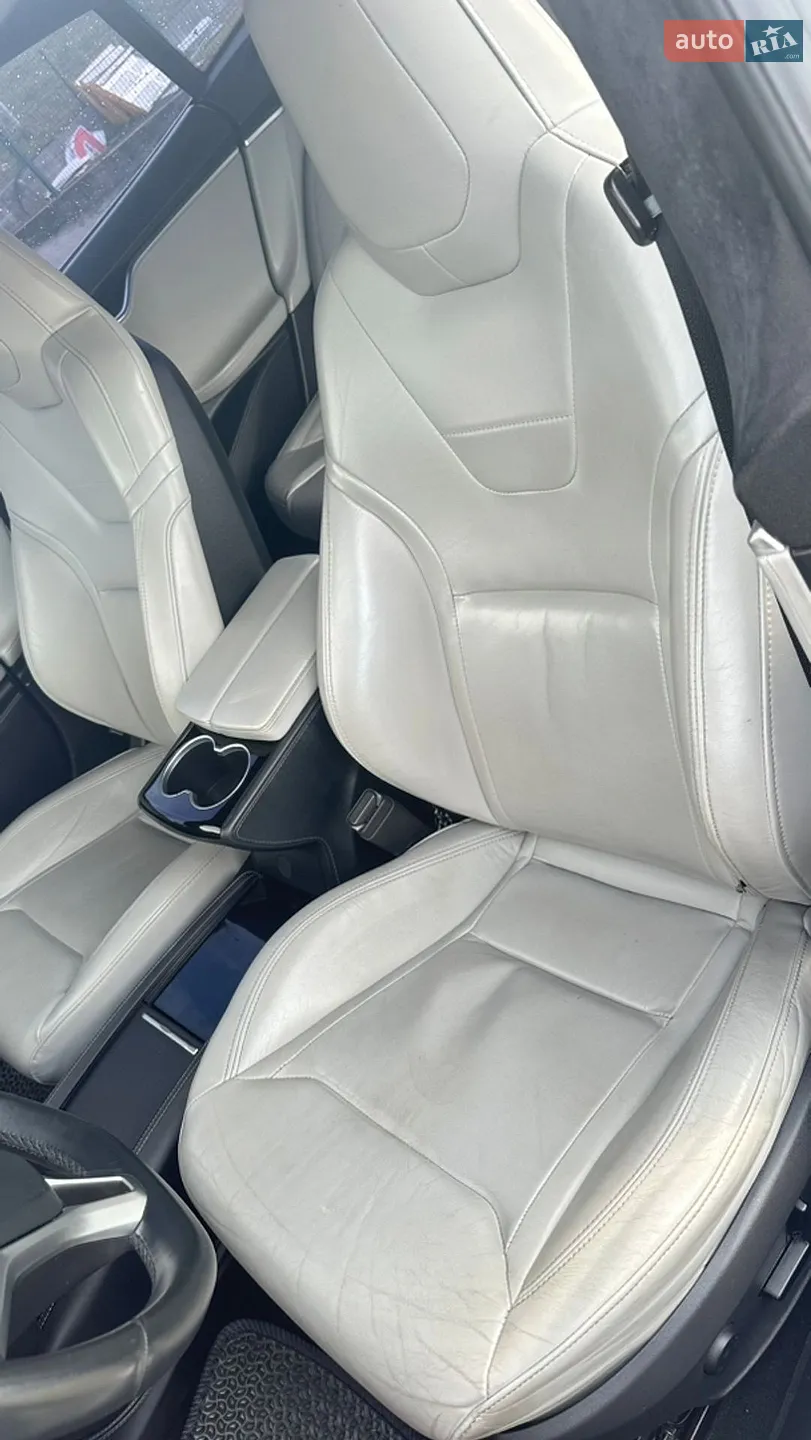 2015 Tesla Model S - мініатюра 9