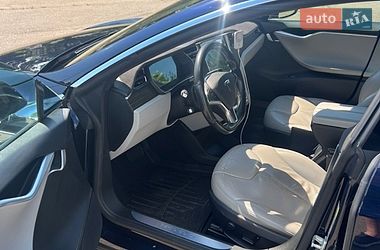 Ліфтбек Tesla Model S 2015 в Миколаєві