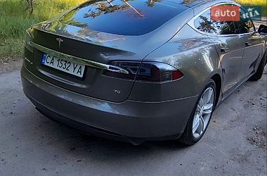 Ліфтбек Tesla Model S 2016 в Черкасах фото 7 Ліфтбек Tesla Model S 2016 в Черкасах