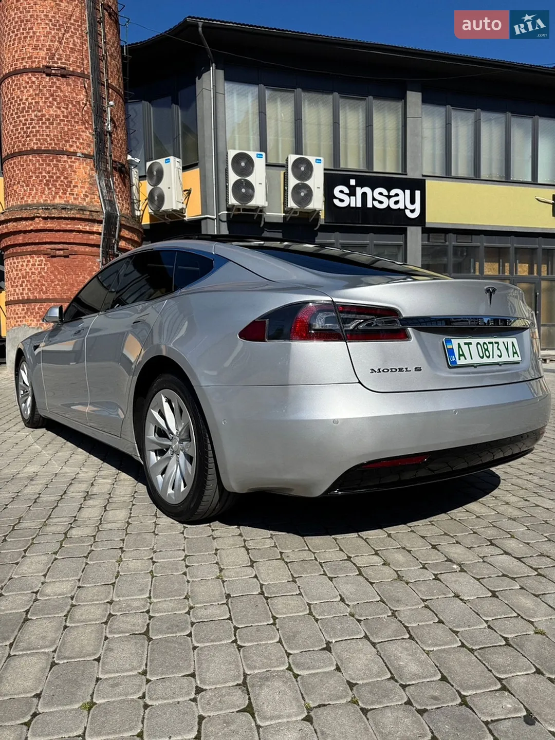2016 Tesla Model S - мініатюра 12