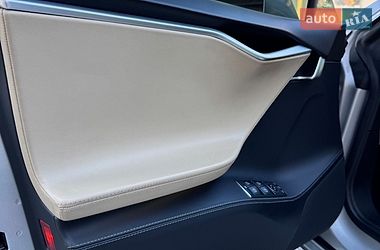 Ліфтбек Tesla Model S 2016 в Коломиї