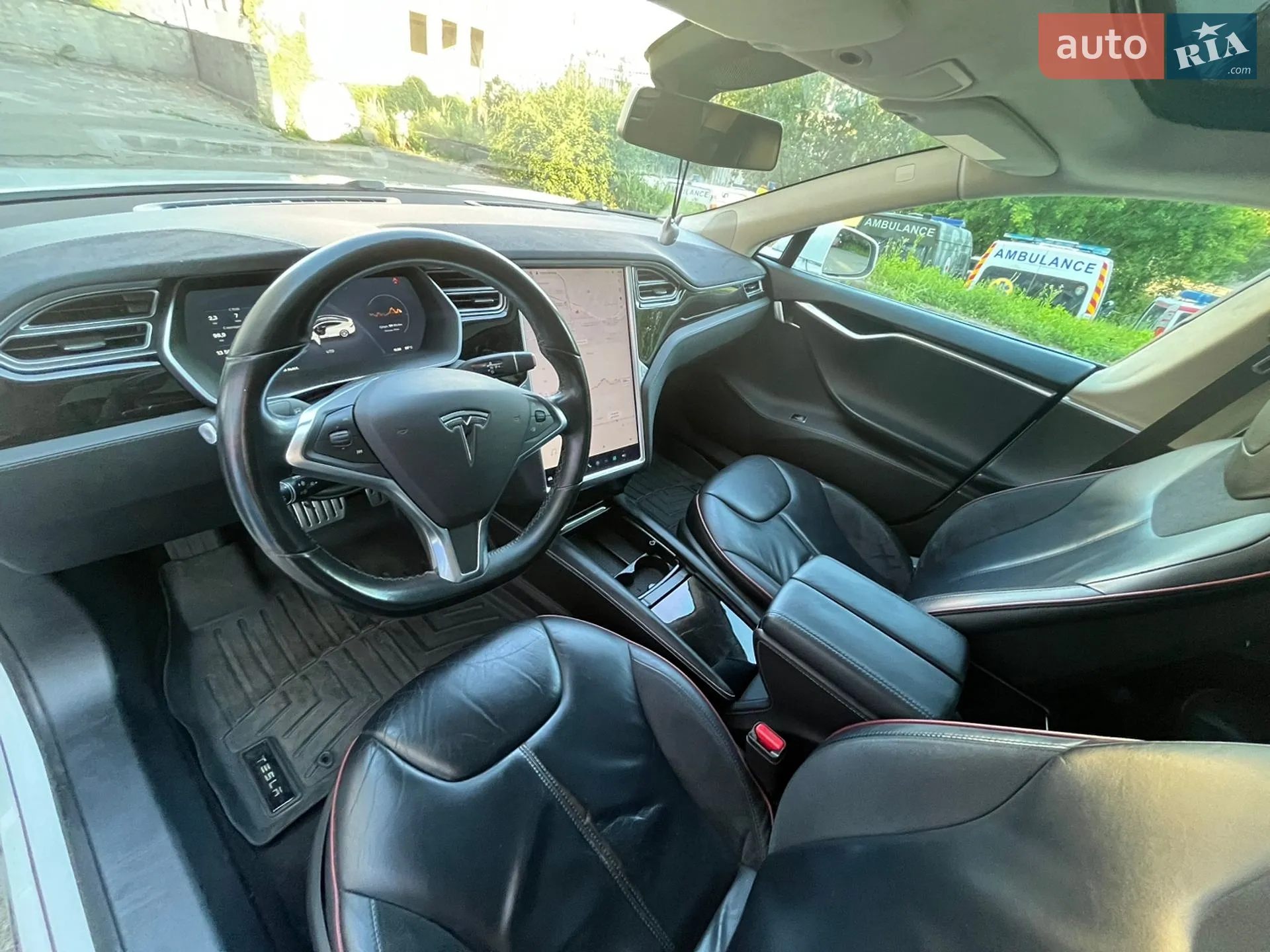 2014 Tesla Model S - мініатюра 8