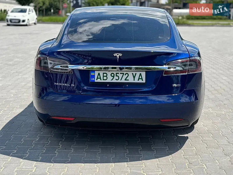 Tesla Model S 2018 VIN 5YJSA1E2XJF285301 фото оголошення 11 з 61