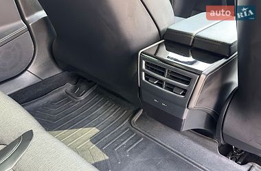 Ліфтбек Tesla Model S 2018 в Хмельницькому