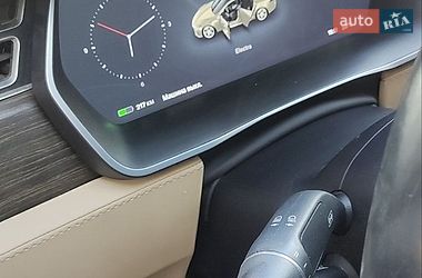 Ліфтбек Tesla Model S 2016 в Черкасах фото 23 Ліфтбек Tesla Model S 2016 в Черкасах