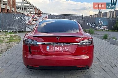 Лифтбек Tesla Model S 2016 в Хмельницком