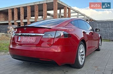 Лифтбек Tesla Model S 2016 в Хмельницком
