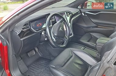 Лифтбек Tesla Model S 2016 в Хмельницком
