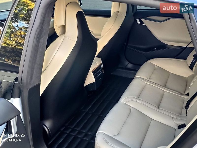 Лифтбек Tesla Model S 2019 в Днепре фото 43 Лифтбек Tesla Model S 2019 в Днепре