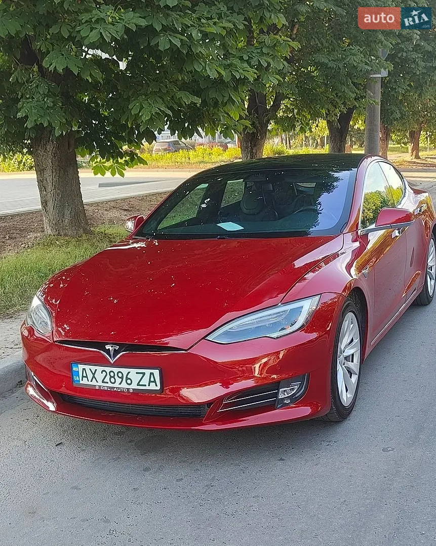 2017 Tesla Model S - фото 1