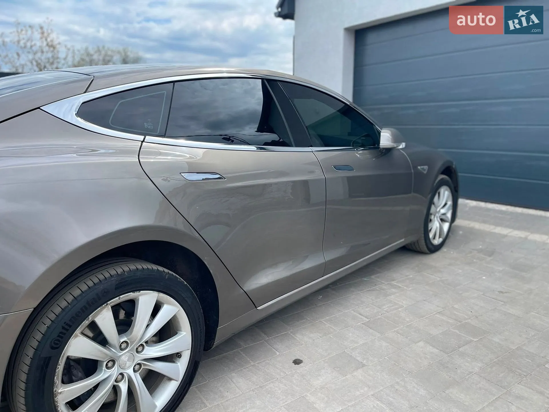 2016 Tesla Model S - мініатюра 15