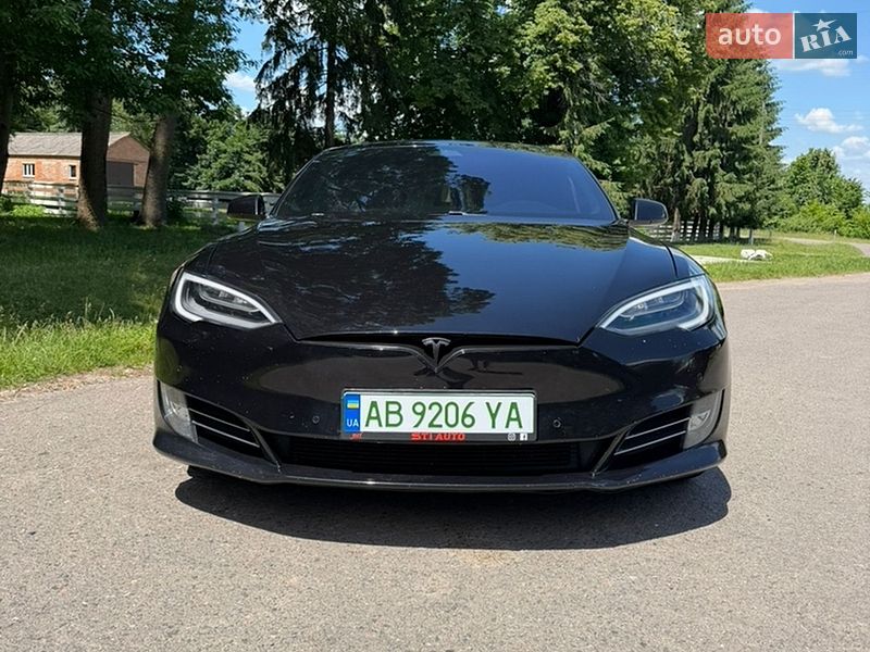 Ліфтбек Tesla Model S 2018 в Вінниці фото Ліфтбек Tesla Model S 2018 в Вінниці
